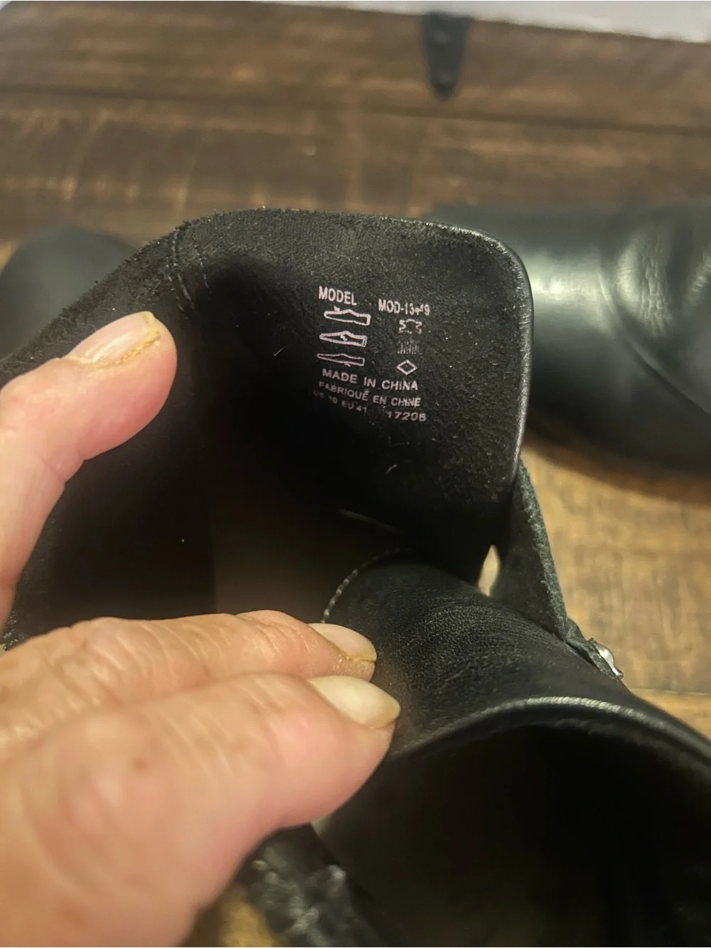 Taos Footwear sleek black
